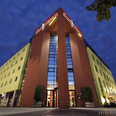 Ara Hotel Comfort Ingolstadt Exterior foto